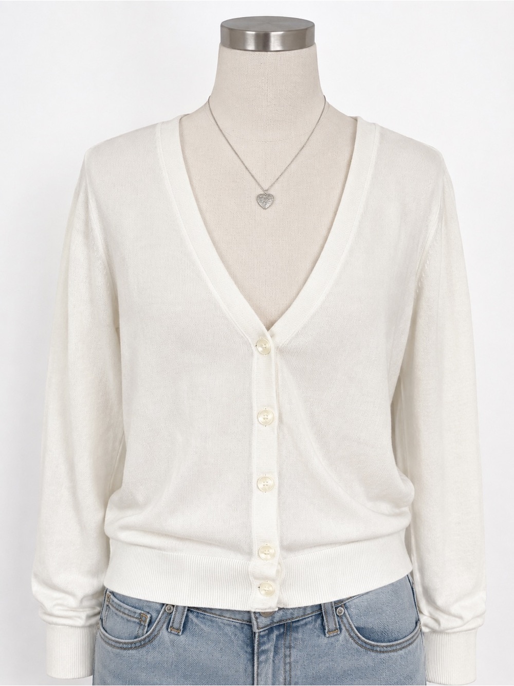 Banana Republic Forever V-
Neck Cardigan